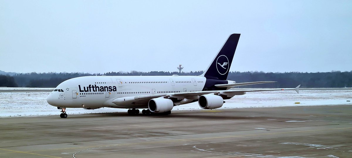 Dessanderlord's tweet photo. I ❤ #DRS
#Dresden #EDDC #airbus #Lufthansa https://t.co/bdJw5UqemQ