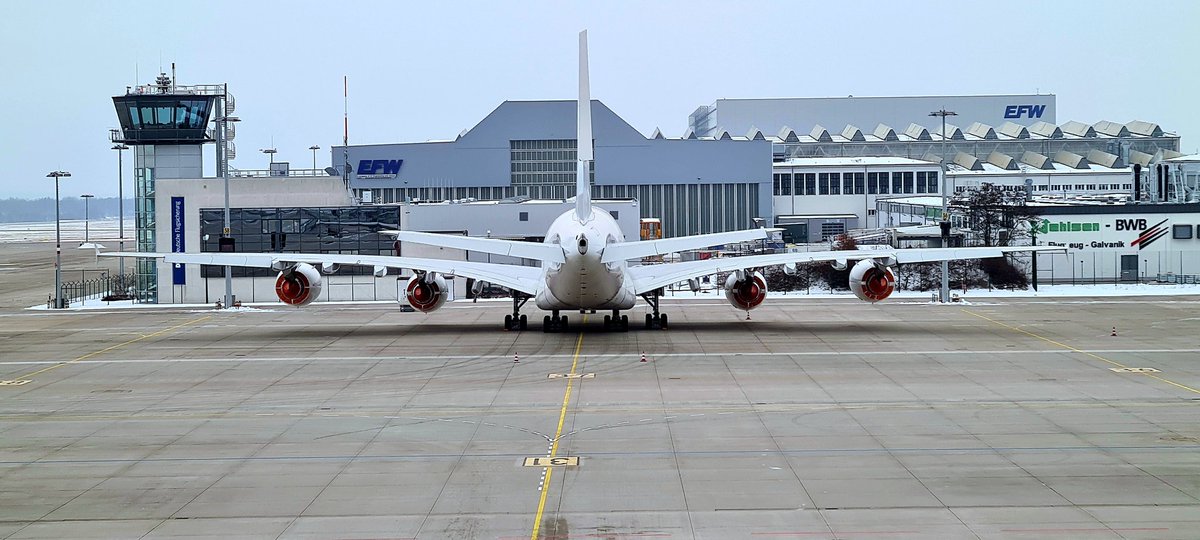 Dessanderlord's tweet photo. I ❤ #DRS
#Dresden #EDDC #airbus #Lufthansa https://t.co/bdJw5UqemQ