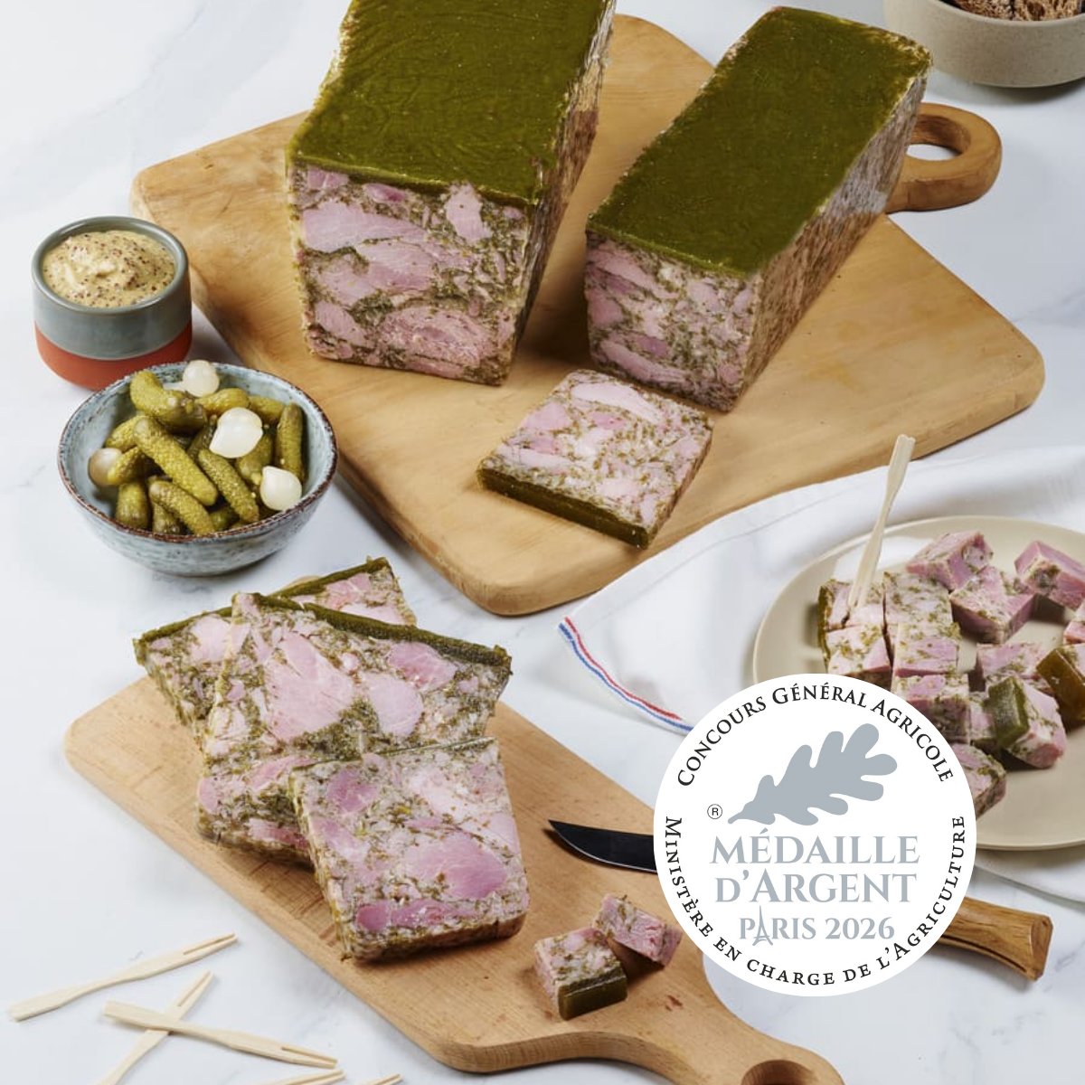 Sabatier1874's tweet photo. Le @cga_paris 2026 a décerné la médaille d'argent 🥈 à notre Jambon Persillé de Bourgogne. 

👉 Cette médaille récompense tout d'abord le travail de nos équipes tout au long de l'année, mais permet également de mettre en valeur le patrimoine culinaire de la région. https://t.co/y5RjJrqrq0