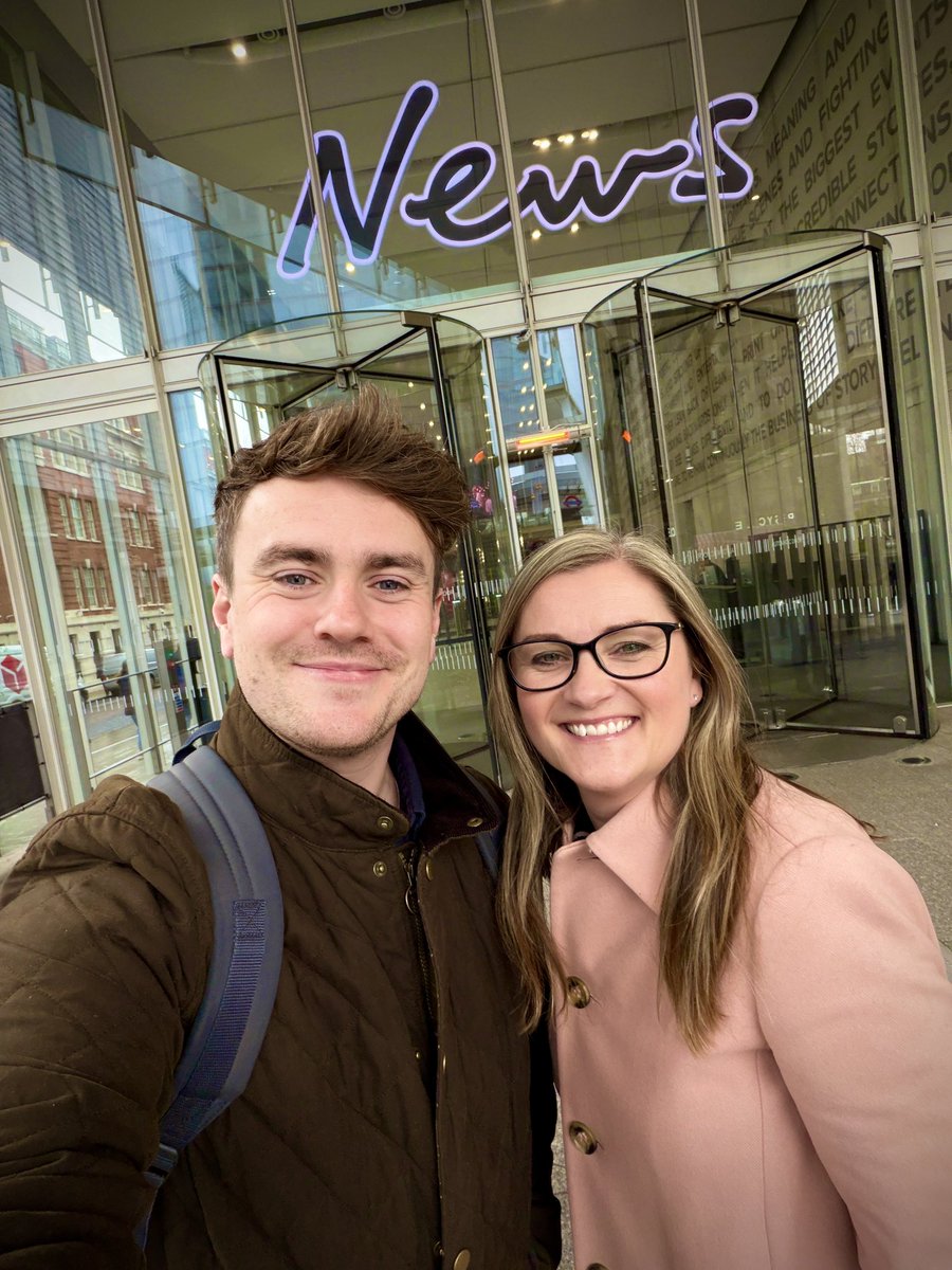 CalumAM's tweet photo. Not everyone gets to be on the radio with their best friend… but I have. 

Four years on and @Chloetilley is off to get some more sleep.

I’ll miss her loads. 

I’m so thankful for her wisdom and guidance and skill (and gossip) on and off air ❤️ https://t.co/WJlqgOOL6k