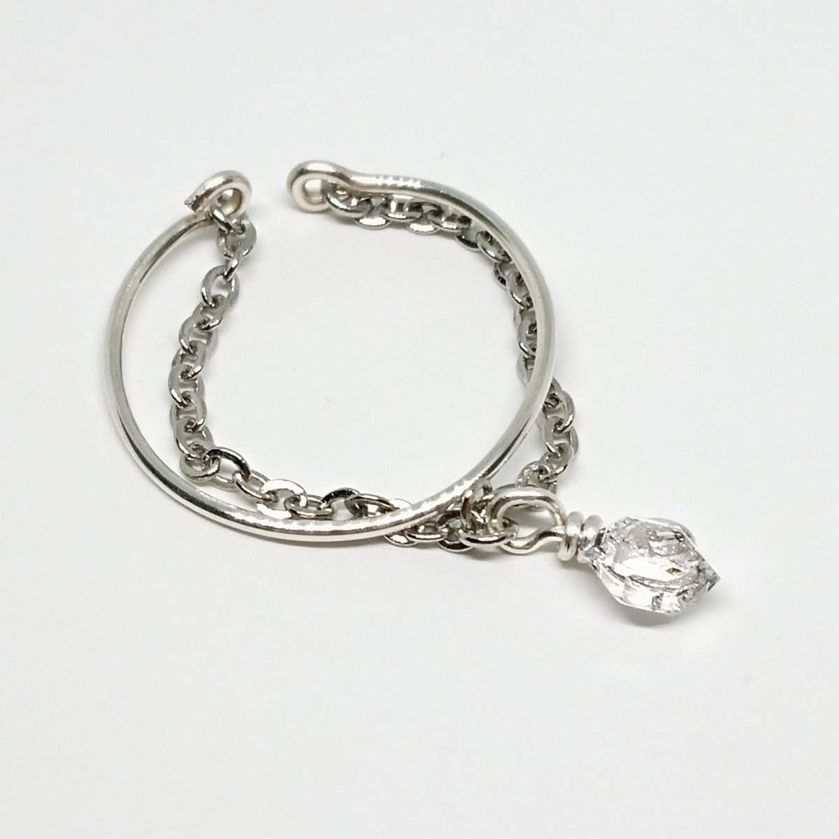 ◇サイズとカラーが選べる◇ ハーキマーダイヤモンドのリング 手元で