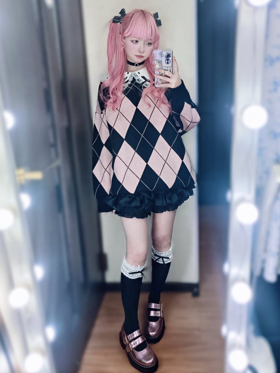 Post by もこ on X: 🩷🖤🩷🖤