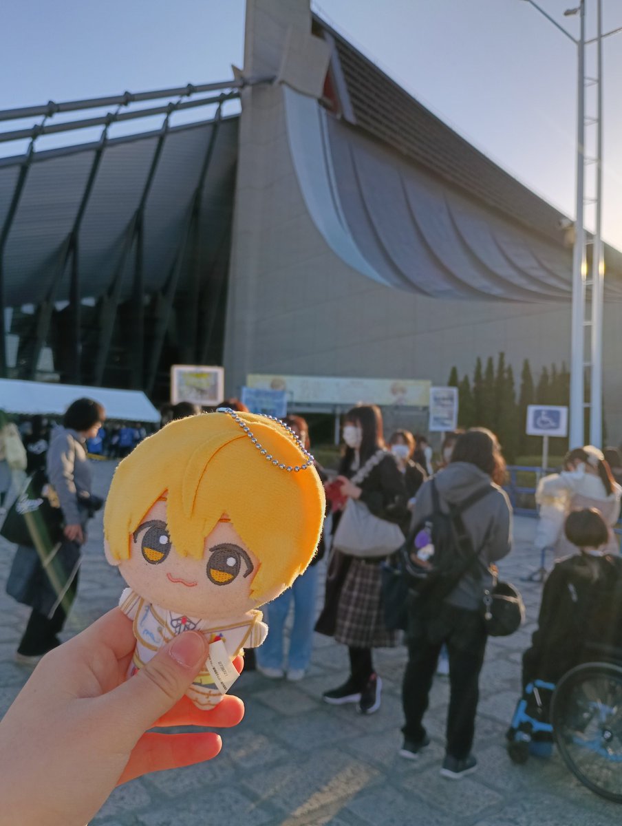 #君と僕の約束
めっちゃ楽しかったー！
何より歌ってる時の声出し全員が統一されてるような感じがして好きなんだよねー！明日も楽しみー！！！！