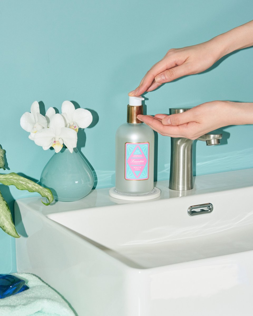 「GOOD TEA TIME」アロマティックハンドソープが本日よりランドリン公式ストア＆Amazonにて発売スタート✨️

ランドリン公式ストアでは「ランドリン TEA ハンドケアセット」も販売します。️

濃密な泡立ちと潤い、ティーフレグランスの香りをお楽しみください。
laundrin.jp/pages/handsoap

#平野紫耀