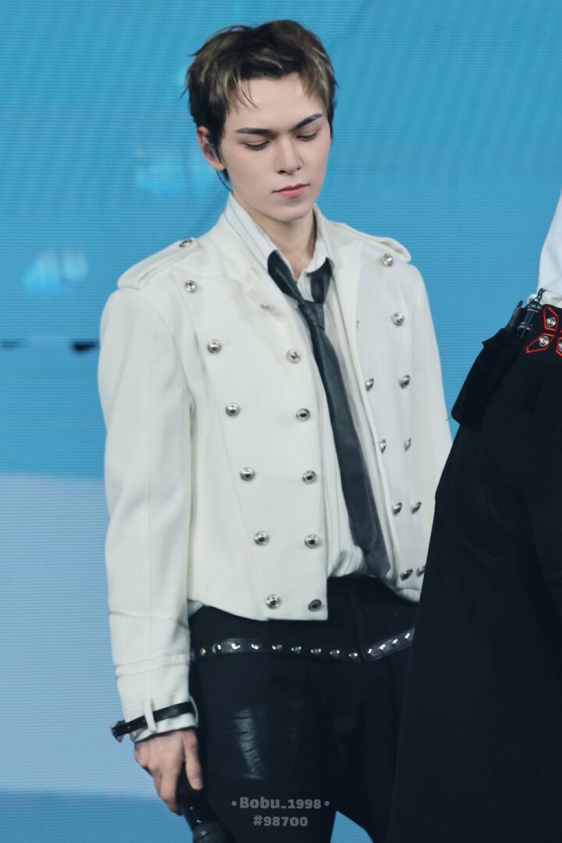 gue kKznsjjakaoalamzbsja bgt