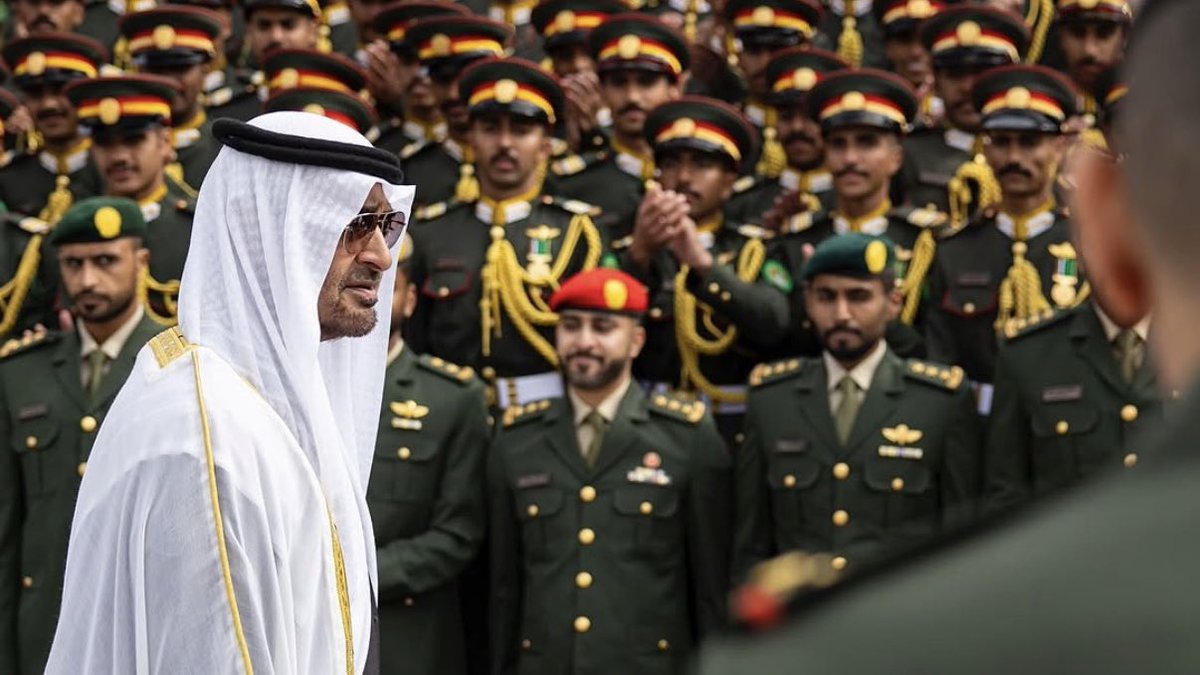 اشـعـار الامـارات tweet media