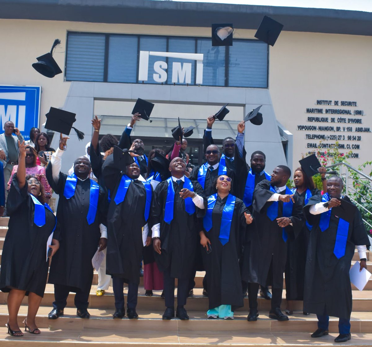 maritimafrica's tweet photo. ISMI/ARSTM : 21 cadres issus de cinq (5) administrations du golfe de Guinée reçoivent leurs diplômes de Master en Droit et Sécurité des Activités Maritimes et Océaniques (DSAMO)
https://t.co/IEpphJx66F
#formation #ISMI #dîplome #sécurité #afrique #actualités #maritimafrica https://t.co/b9pZve0a9h