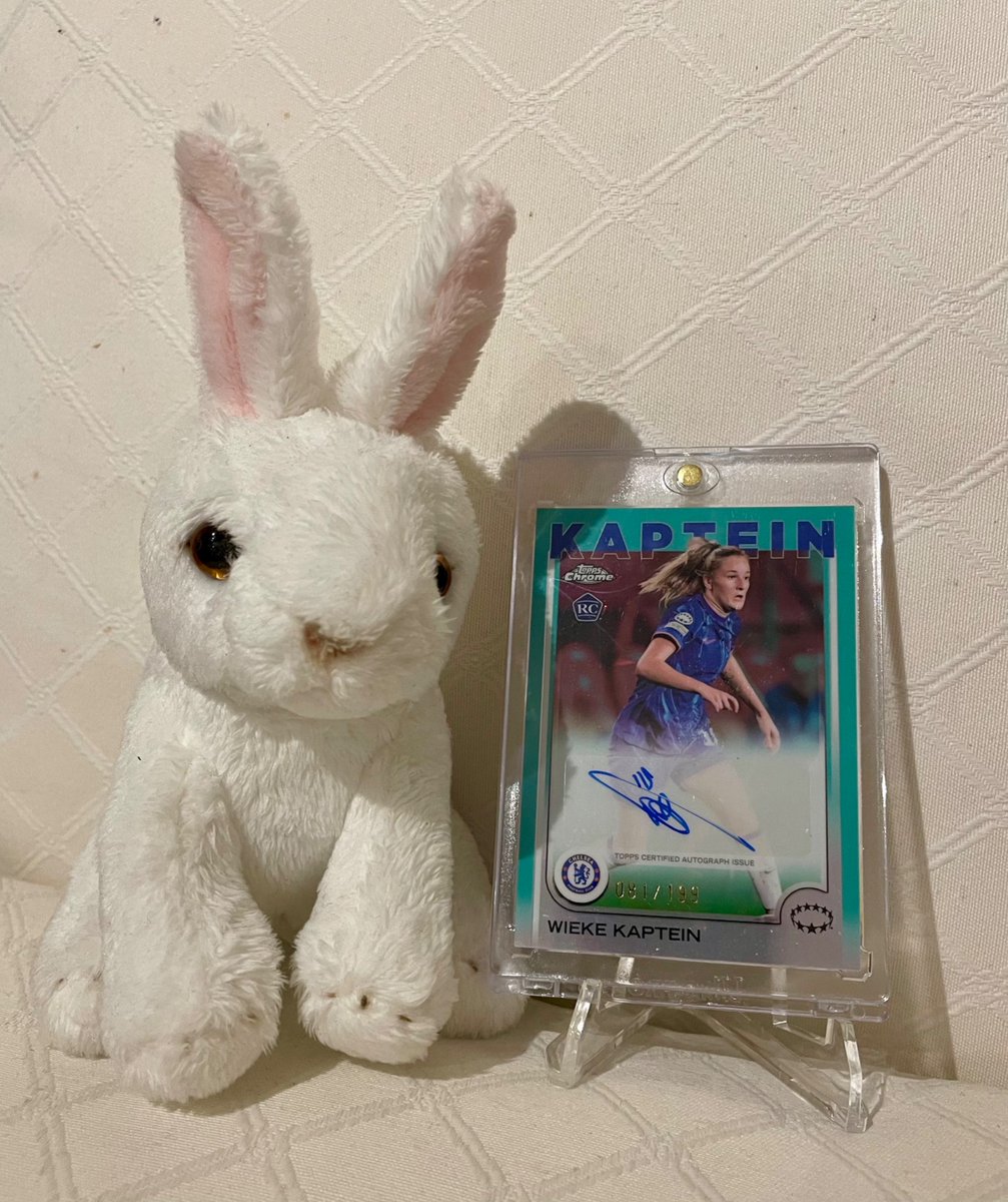 International Women’s Day Countdown #5: Wieke Kaptein, who signed her first pro contract at 15 with Twente. Now 20, she has won the Dutch league twice, the WSL once, and has 27 senior caps for the Netherlands. #IWD