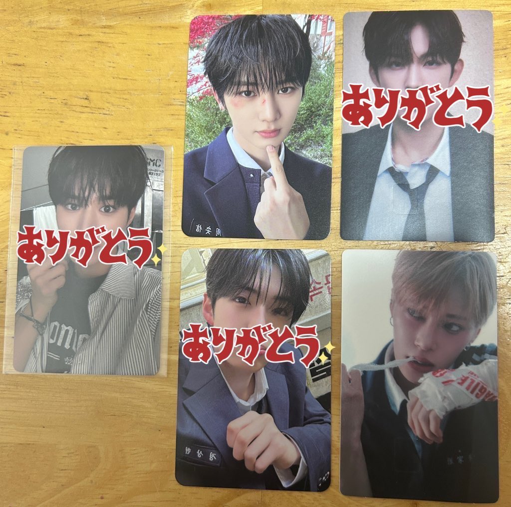 👚🌹 tweet media