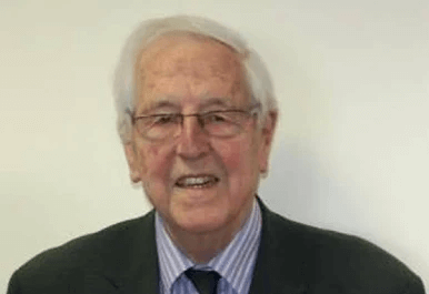 DavidAltonHL's tweet photo. The death has been announced of Professor Jack Scarisbrick MBE  - "a mighty oak has fallen".  My tribute is at: https://t.co/3r5z7AqkLB https://t.co/k5CVNrIf5b
