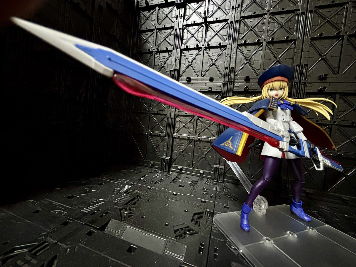 エクス……カリバーァァァァァ！！！！！！！！