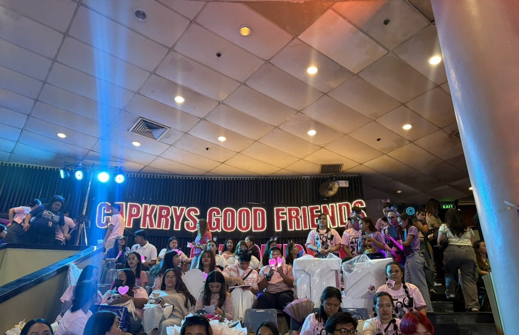 led cloth banner secured! 

CAPKRYS SPARCKLING NIGHT