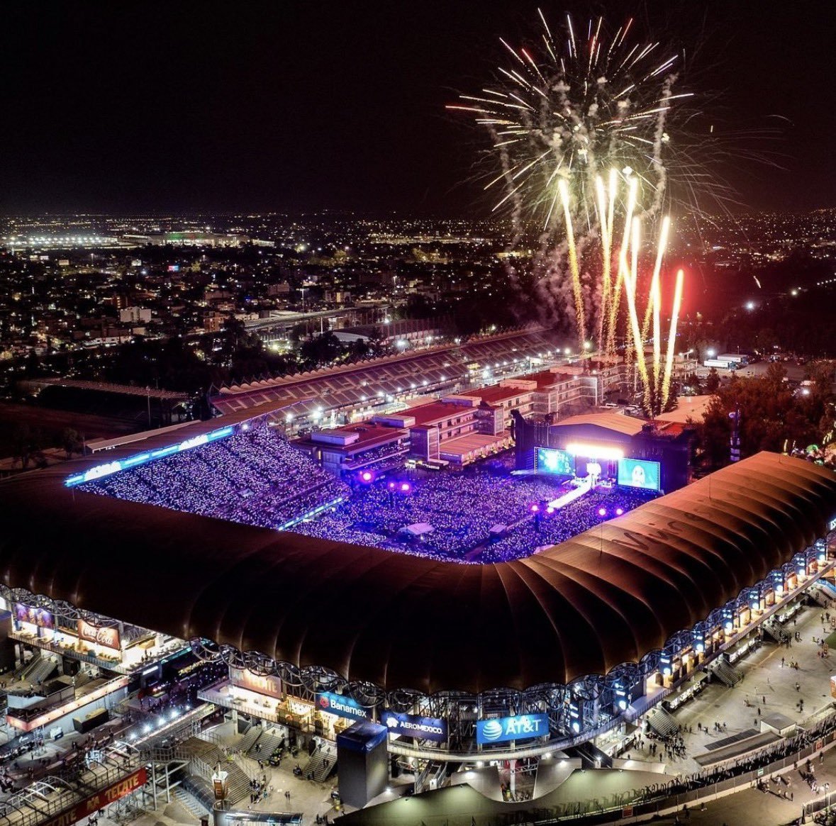 Shakira’s LMYNL World Tour concluded its 13th and final sold-out show in Mexico City yesterday, extending her record as the female artist with the largest tour run in a single city.

She will conclude her historic run in the country with a free concert at the Zócalo tomorrow.