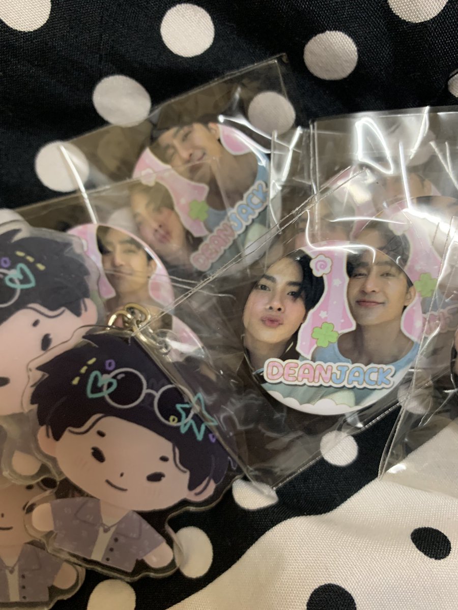 triplefo_'s tweet photo. 𐙚 giveaway for ด้อมไม่มีชื่อ ka 🤎❤️

Keyring Mixjiw 50 
Brooch Dean Jack 30
** Can not exchange **

Giveaway by @Nadiarosedaisy2 
เจอกันพรุ่งนี้นะค้าบบบบ🤩💖

#ExploreOurTheEarth2026
#ProjectforEarthBD2026
#EarthPirapat https://t.co/rPEoBdOepi