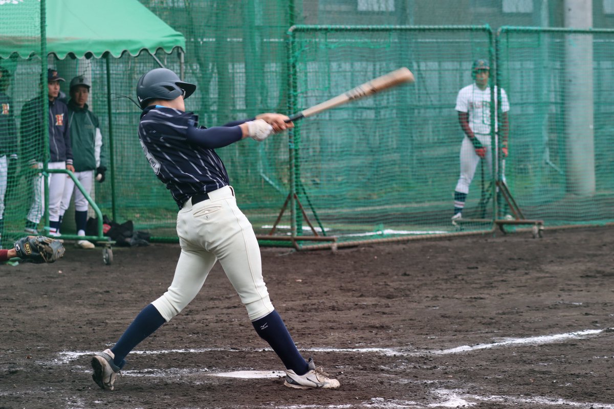 【試合結果】
春季オープン戦(A)
○羽衣国際 7-9 京都大学

羽    003 011 020 | 7
京　002 201 22X | 9

投)宮﨑、朽網、永田、白石、堀川、谷村

#京都大学
#硬式野球部
#一体感
#礼儀礼節を持ち皆に愛される野球部