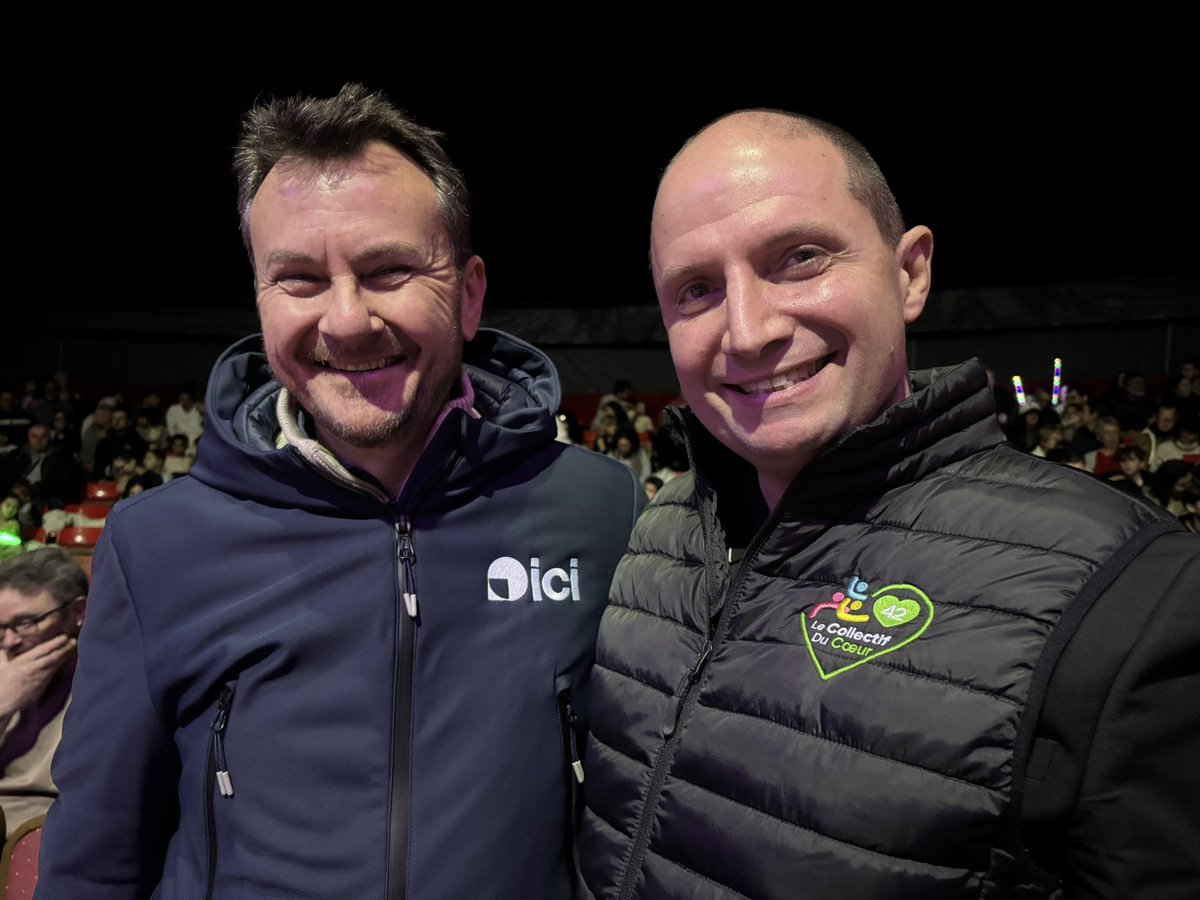 lcdc_42's tweet photo. 💚 Nouveau partenaire 💚
un très bel accord qui a été signé entre Hervé Chabbal, directeur et Michaël Fleur, notre président. 
Ils ont rapidement été sur la même longueur d'onde pour trouver un accord et faire de la radio ici Saint-Etienne Loire un nouveau partenaire au grand 💚 https://t.co/sW1XmzJcb2