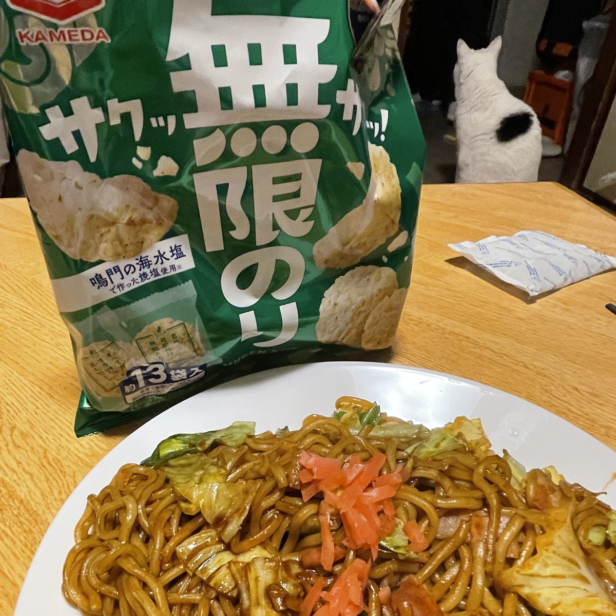 今日も今日とて無限のり。と焼きそば。