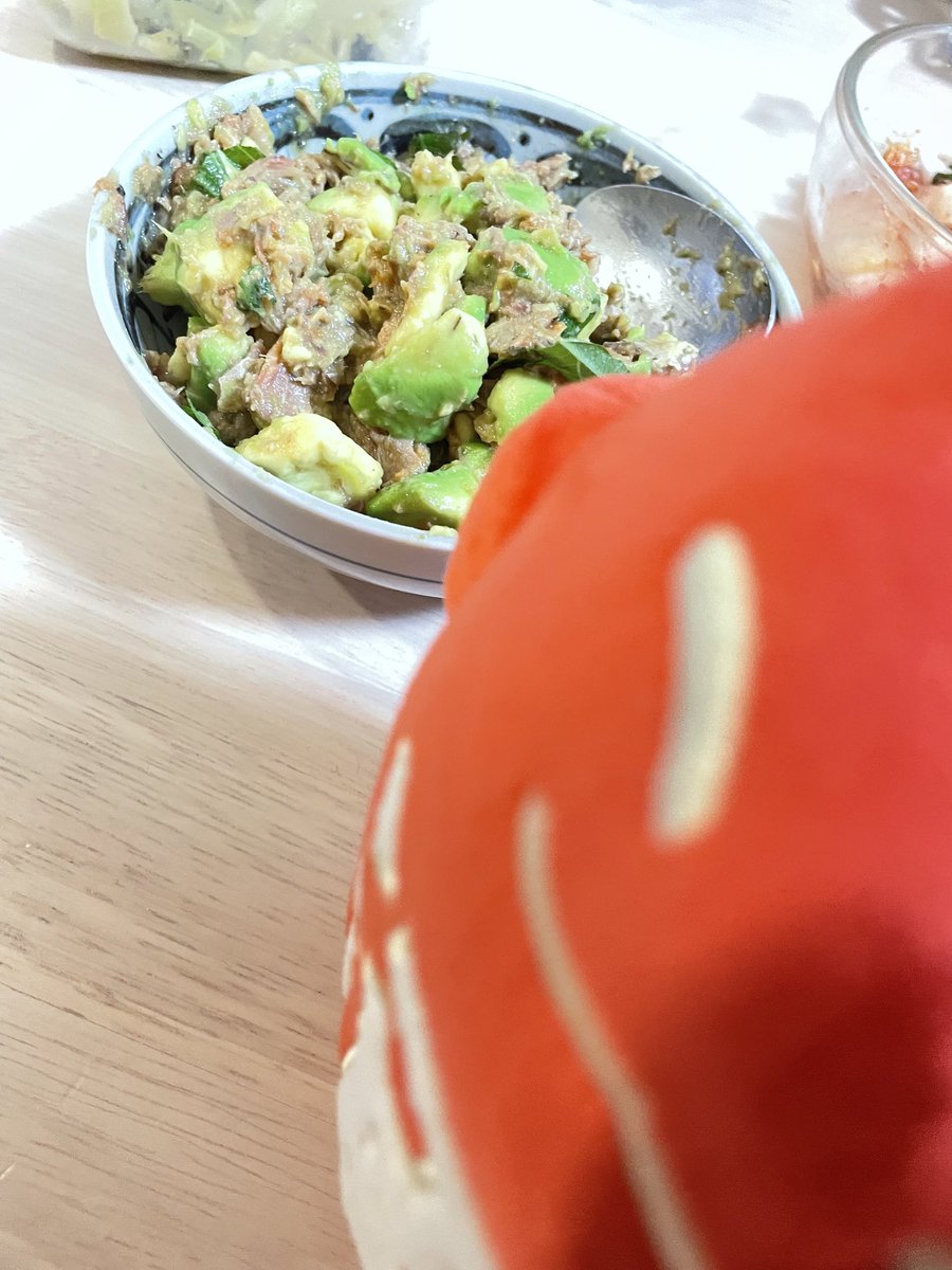 s_kura_n_'s tweet photo. バズっていたアボカドサバ缶ユッケ
#くにゃんど https://t.co/T5luihjWEC