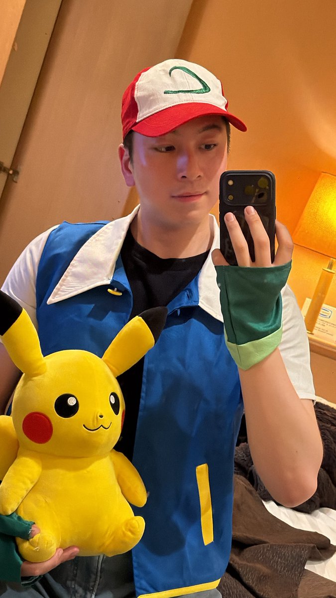 昨晩はアキバナイトでポケモン30周年に因んでサトシで参戦してました⚡️
今回もモテモテで困っちゃいました〜ピカ様が😇←