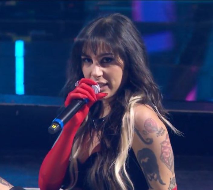 yleniaindenial1's tweet photo. girlhood is a spectrum

#Sanremo2026 https://t.co/rj2WcmXRDl