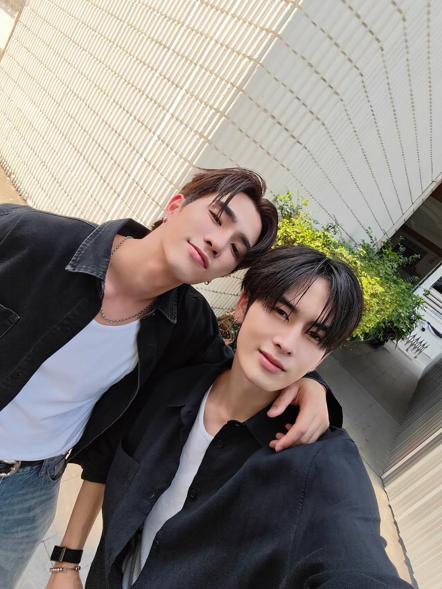 SANTAPP OFFICIAL TH tweet media