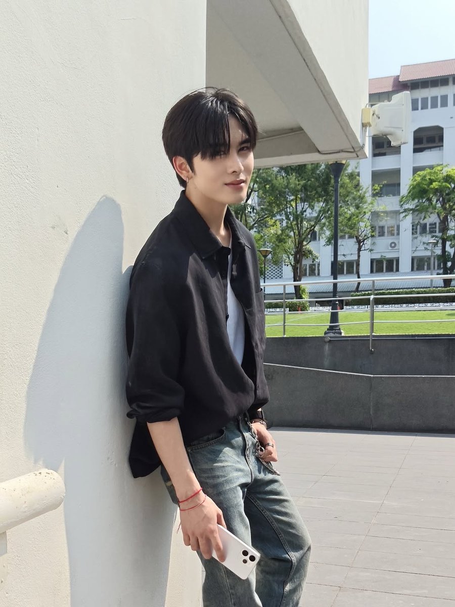 SANTAPP OFFICIAL TH tweet media