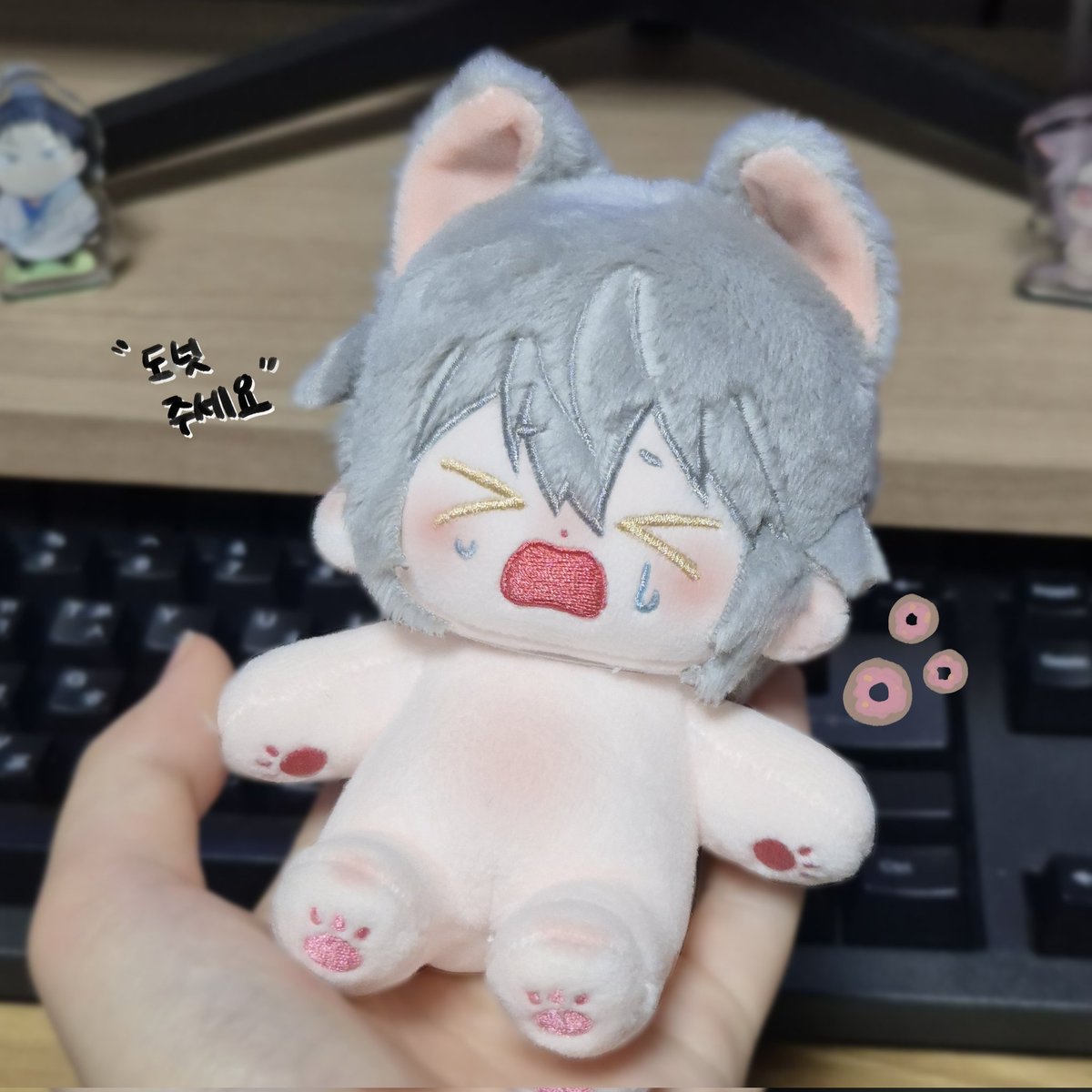 [Rt이벤트]#괴담출근 2부 완결
괴담출근 2부 완결을 기념하여 rt해주신 한 분께 묭솔믕/으앙제삼 중 1체를 보내드립니다😆💕
당발은 3월에 진행하며
오로지 괴출/솜계만 참여가 가능하며 괴담출근 최신화 소설인증 받습니다!