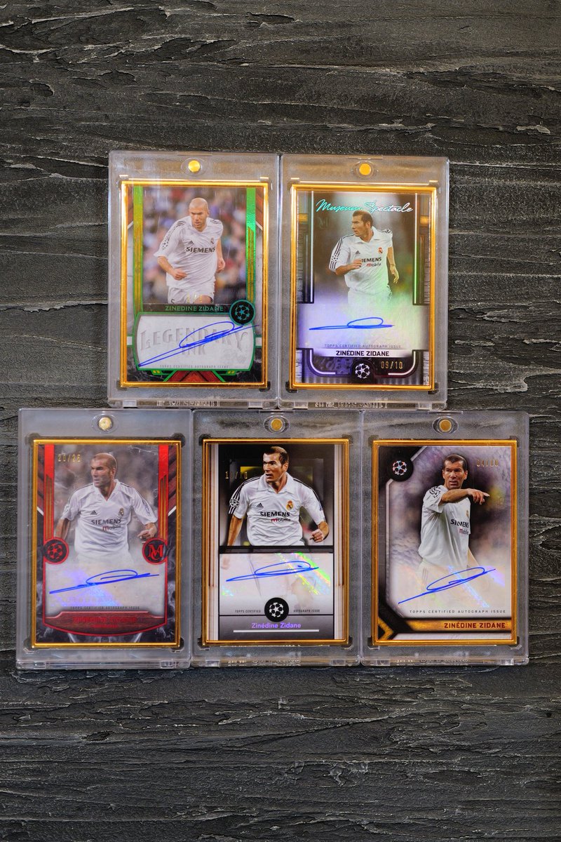 QvJb1adIGk5zA5X's tweet image. 激務期間の終わりが見えてきて嬉しみ😍
ということで最近のMail Day😇

2024/25 Topps Museum Collection UEFA Club Competitions …

🇫🇷Zinedine Zidane🇫🇷/10

ジズーのゴールドフレームも5種目👍🥰ユーベやレ・ブルーもそろそろお願いします✨

#Zidane