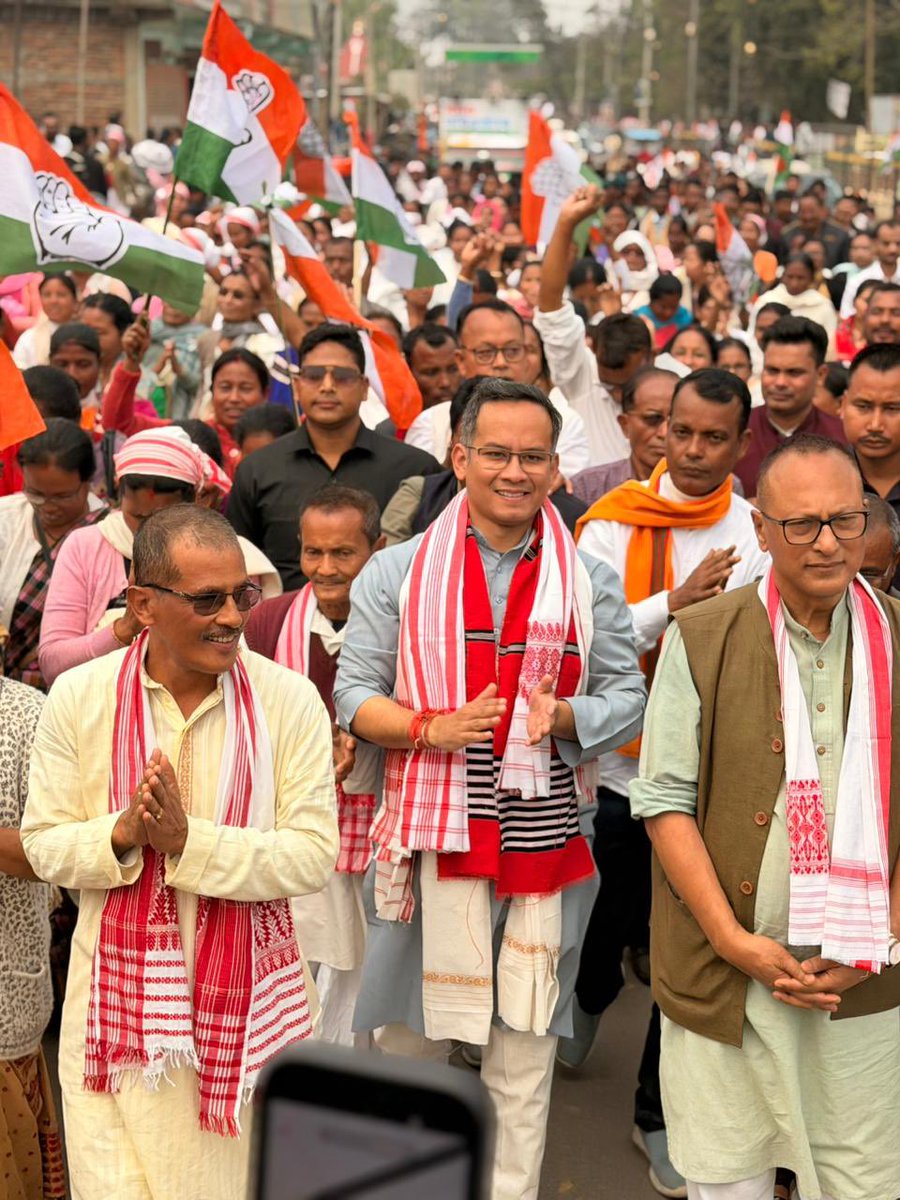 INCAssam's tweet photo. Glimpses of 'Xomoy Poribortonor Yatra'. This journey is more than just a rally; it is the beginning of a new hope. Our unity is our strength.

#NatunBorAxom
#XomoyParibortonor
#DekhotkoiMamiDaangorNohoi
#WhoisHBS https://t.co/xnJL87FlFH