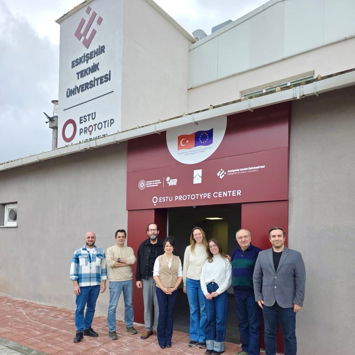 Radiorescue_'s tweet photo. Geleceğin afet haberleşme ağını inşa ediyoruz! 📡🚀
Geçtiğimiz hafta,  "Radio-Rescue – Gençler İçin Afet ve Acil Durum Haberleşmesinde Dirençlilik" projemizin Kick-Off toplantısını Portekiz ve Ankara’dan gelen ortaklarımızla birlikte tamamladık.
Neler mi yaptık? https://t.co/d7YxLm7fuE