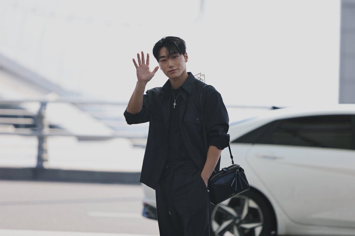 산딸기🍓𝓻𝓪𝓼𝓹𝓫𝓮𝓻𝓻𝔂 ⋆˚₊ tweet media