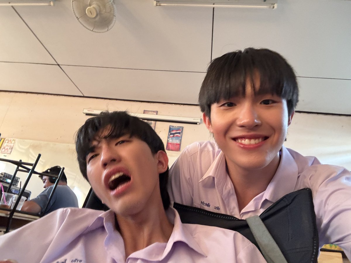 เจ้อย่าวีน #WhenOrangesFall