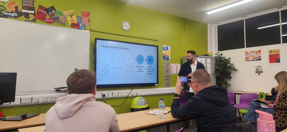 Helen Reynolds MBE tweet media