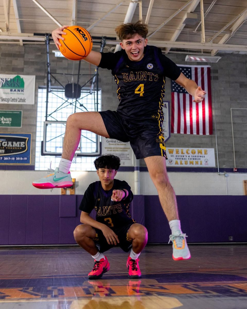 scc_saints's tweet photo. THIRTEEN threes powered the Saints to a 69–46 win over Greenwich last night, sending them to the Sectional Semifinals at the Harding Mazzotti Arena. 

Kingston David led the way with 17, followed by Thomas Zayac (14), David Redgrave (13), and Bryce Peterson (10). https://t.co/nVz19b9iUw