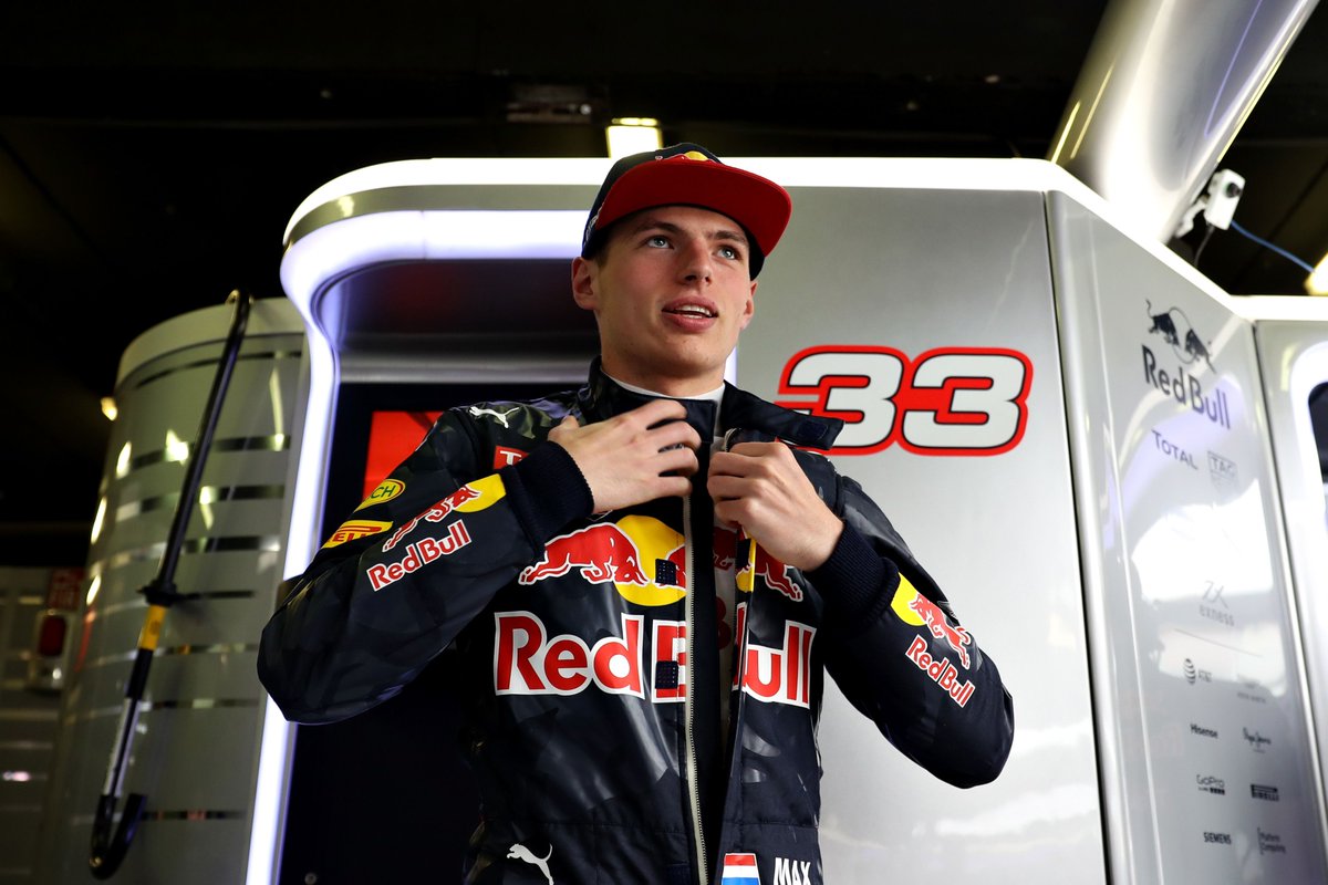 F1GuyDan's tweet photo. Most Wins Since Max Verstappen's Red Bull Debut: 

Max Verstappen - 71
Lewis Hamilton - 62
Lando Norris - 11
Sebastian Vettel - 11
Valtteri Bottas - 10
Oscar Piastri - 9
Charles Leclerc - 8
Sergio Perez - 6
Nico Rosberg - 5
Daniel Ricciardo - 5
George Russell - 5
Carlos Sainz - 4
Kimi Raikkonen - 1
Pierre Gasly - 1
Esteban Ocon - 1