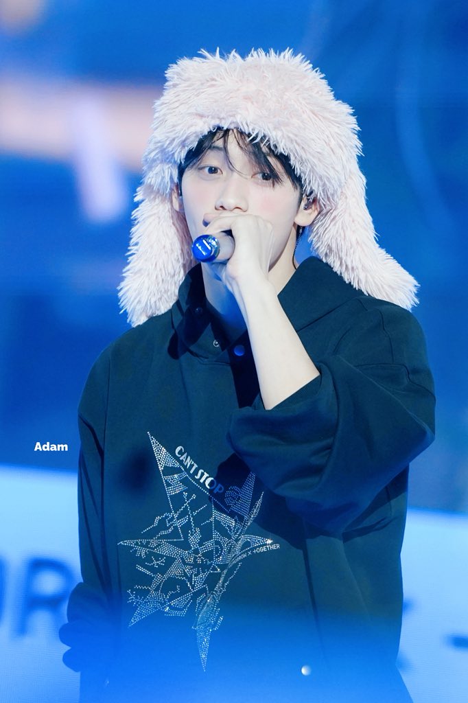 Adam_1205 tweet media