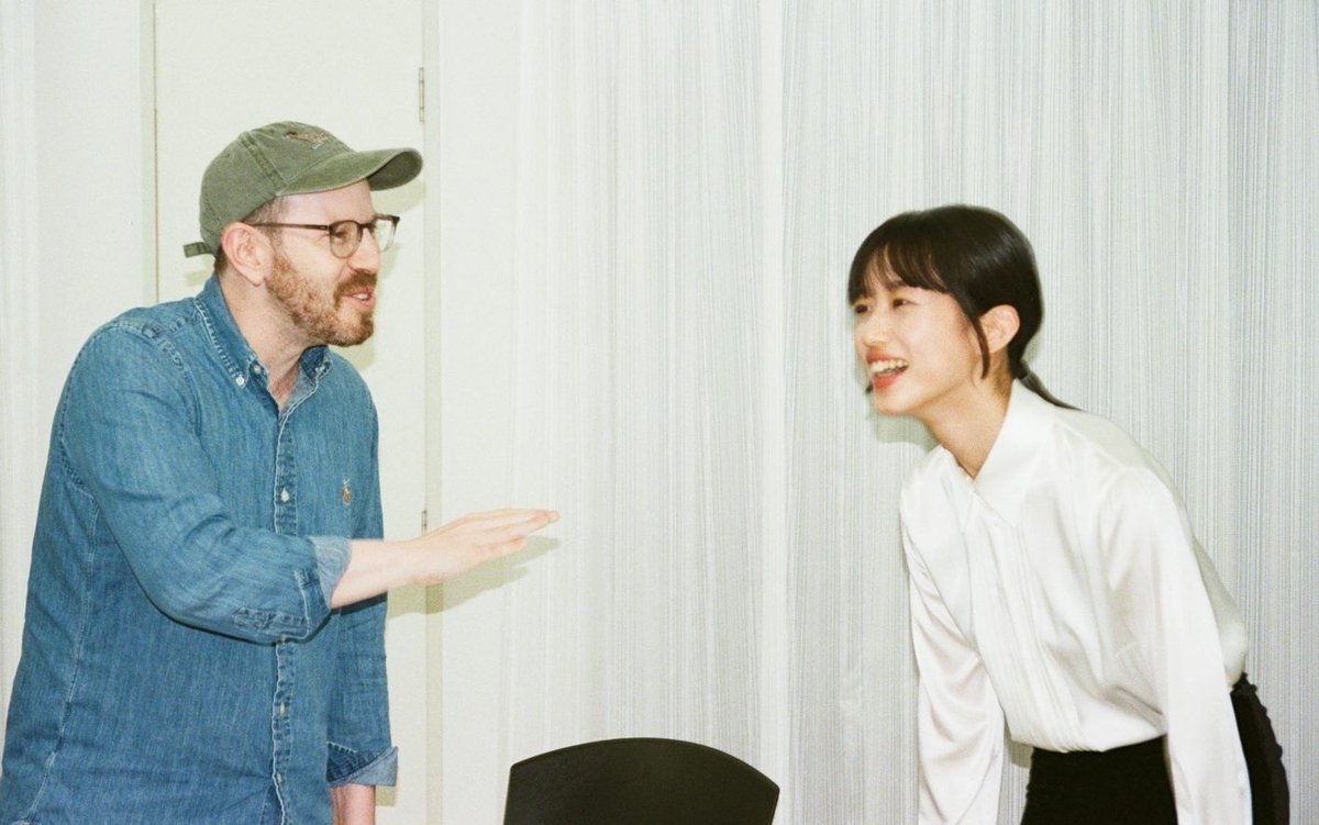 GINZA_magazine's tweet photo. 読み返したいインタビュー💫アリ・アスター監督 × 俳優・河合優実 
https://t.co/fUxZT80nwc https://t.co/Q1wO9CcQFb