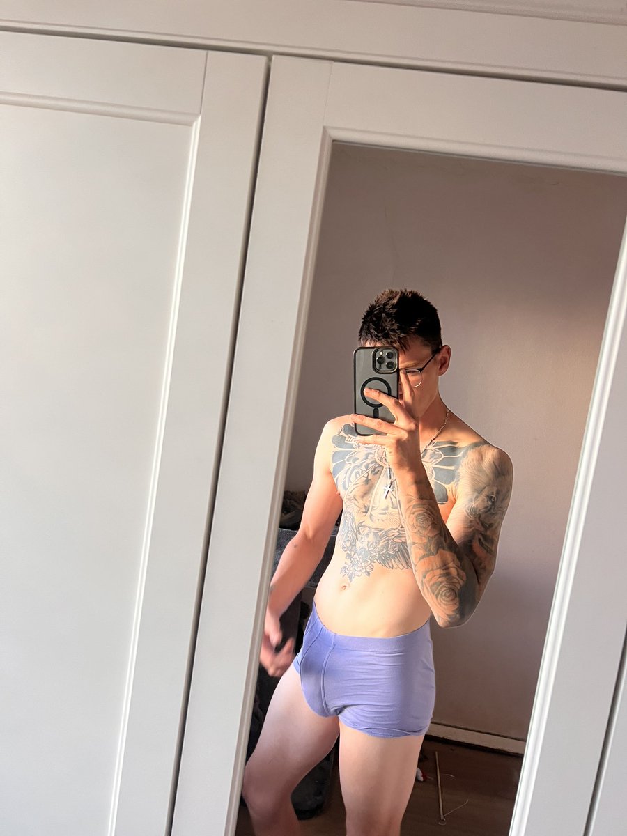 MidnightIronx's tweet photo. https://t.co/QDwsAgaf2L