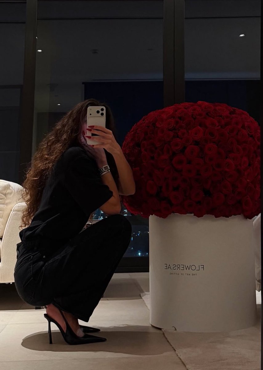 Beauty ✨ (@outfit_luxy) on Twitter photo 