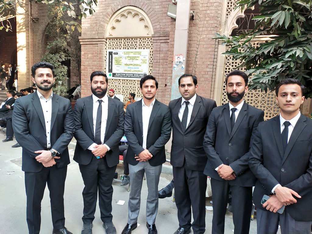 bara_husnain's tweet photo. https://t.co/QkckYRwoET