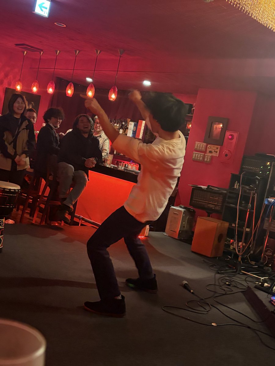 punds417's tweet photo. ジャズリノ19周年最終日に行って来ました！
個のパワーですね。盛り上がってたな
これは迷走じゃなくて進化ですよ😆 https://t.co/4aEHkmo41M