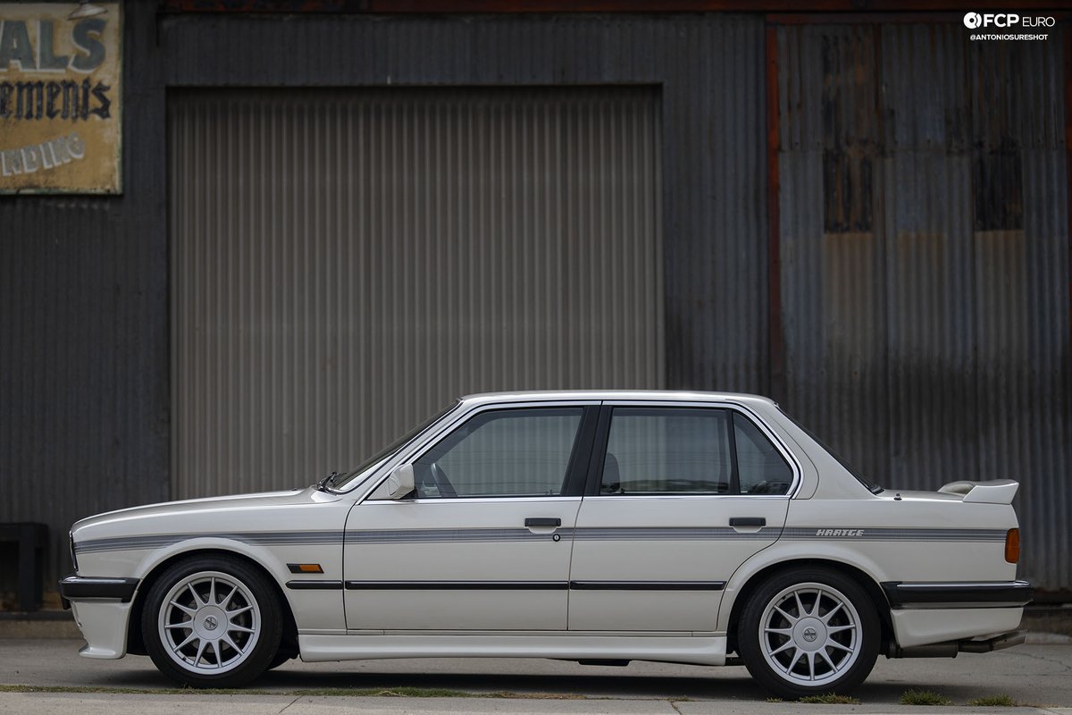 candvbmw's tweet photo. π§΅ 1 of 2
ππ¨ 1987 #Hartge H26
β’ π Base: #BMW E30 325i
β’ π οΈ Engine: Bosch L-Jetronic fuel injected 2.5L M20 inline-6
β’ βοΈ Transmission: 5-speed manual
β’ π Power: 170 hp (125 kW) @ 5,800 rpm (stock) β 190 hp (140 kW) @ 5,900 rpm (Hartge-tuned)
β’ πͺ Torque: 163 lb-ft (222 Nm) @ 4,300 rpm (stock) β 177 lb-ft (240 Nm) @ 3,900 rpm (Hartge-tuned)
β’ β±οΈ 0-60 mph: + / - 7.1 seconds
β’ ποΈ Top Speed: 139 mph (224 km/h)
β’ π
Production: Exact numbers unknown
β’ πΈ Images: FCP Euro
#bmwe30 #hartgeh26
