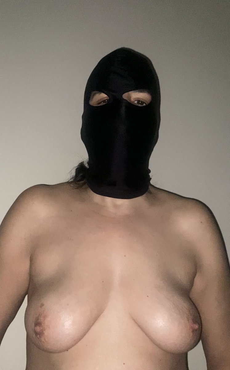 Antes de irme de tardeo aquí tenéis una foto ya sabéis ✊✊💦💦