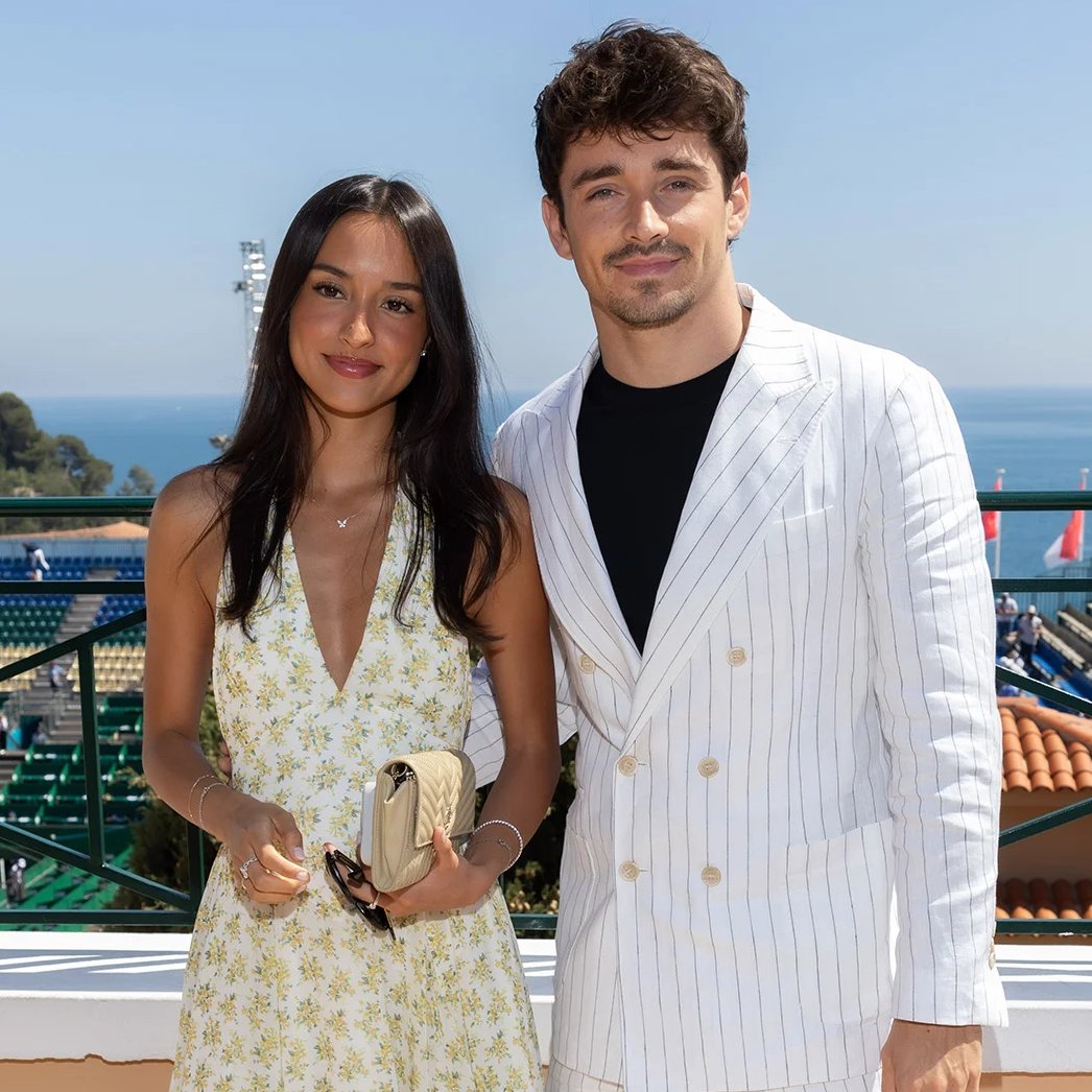 Charles Leclerc e Alexandra Saint Mleux estão oficialmente casados. 💍