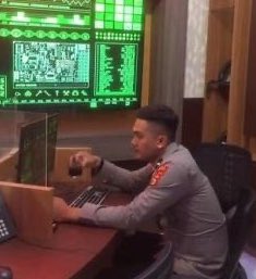 vanzarchives's tweet photo. menjalankan tugas memantau eskalasi di Timur Tengah. #MenInTech https://t.co/OgS5PMEYkF