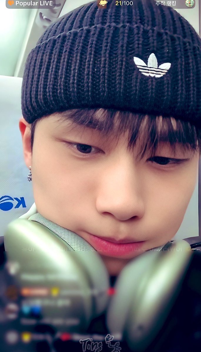 Ting / 팅 tweet media