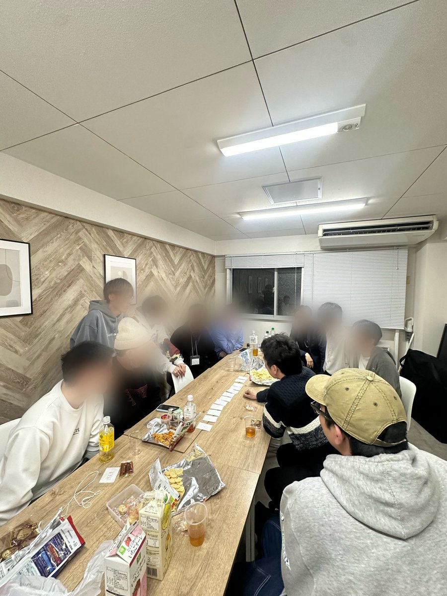 【初梅田開催】満席御礼🈵
ゆるっと飲み会🍻
あっという間な最高な時間でしたね♪