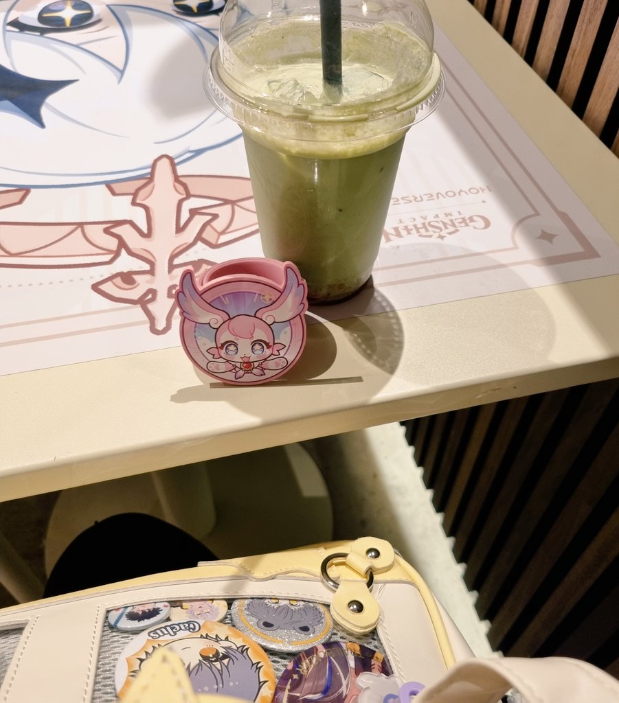 Some impressions from yesterday at <a href="/HoYoverse_Cafe/">HoYoverse Café</a> before the concert! <a href="/HoYoFair_0/">HoYoFair</a>
#hoyoversecafe #HoYoFairConcert