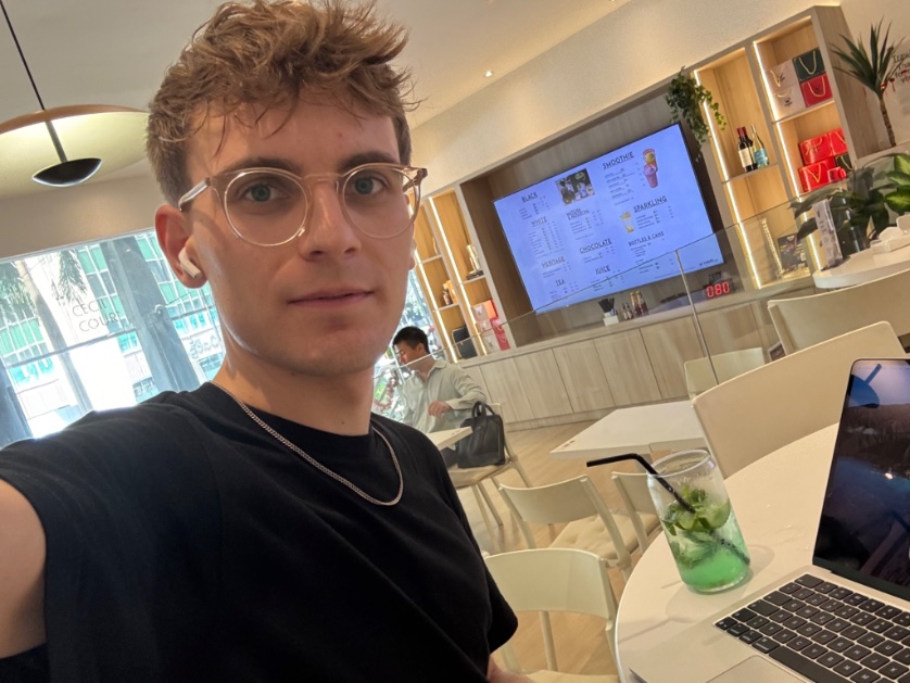 Henri tweet media