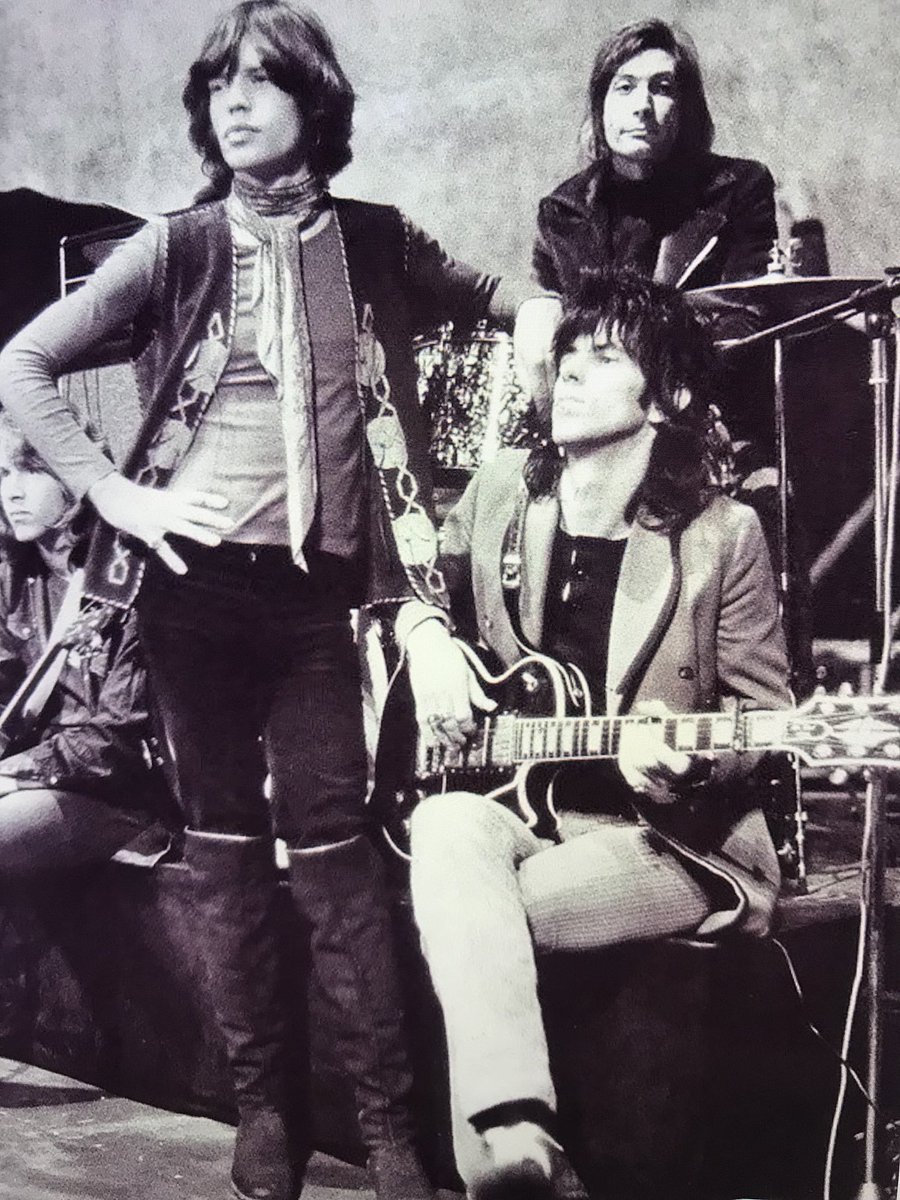 Theodora tweet media